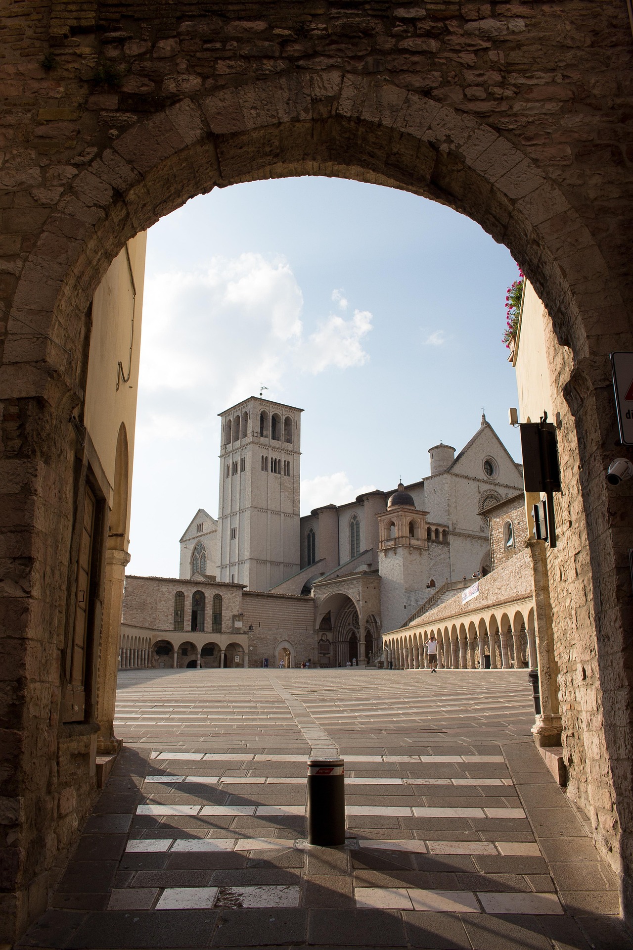 OSPITALITA' DIOCESANA - Assisi